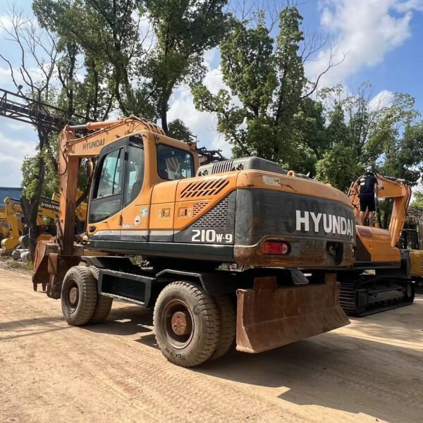 Hyundai 210W-9 for sale