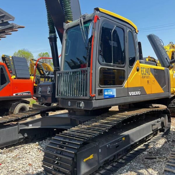 Volvo EC240