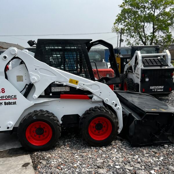 Bobcat S18